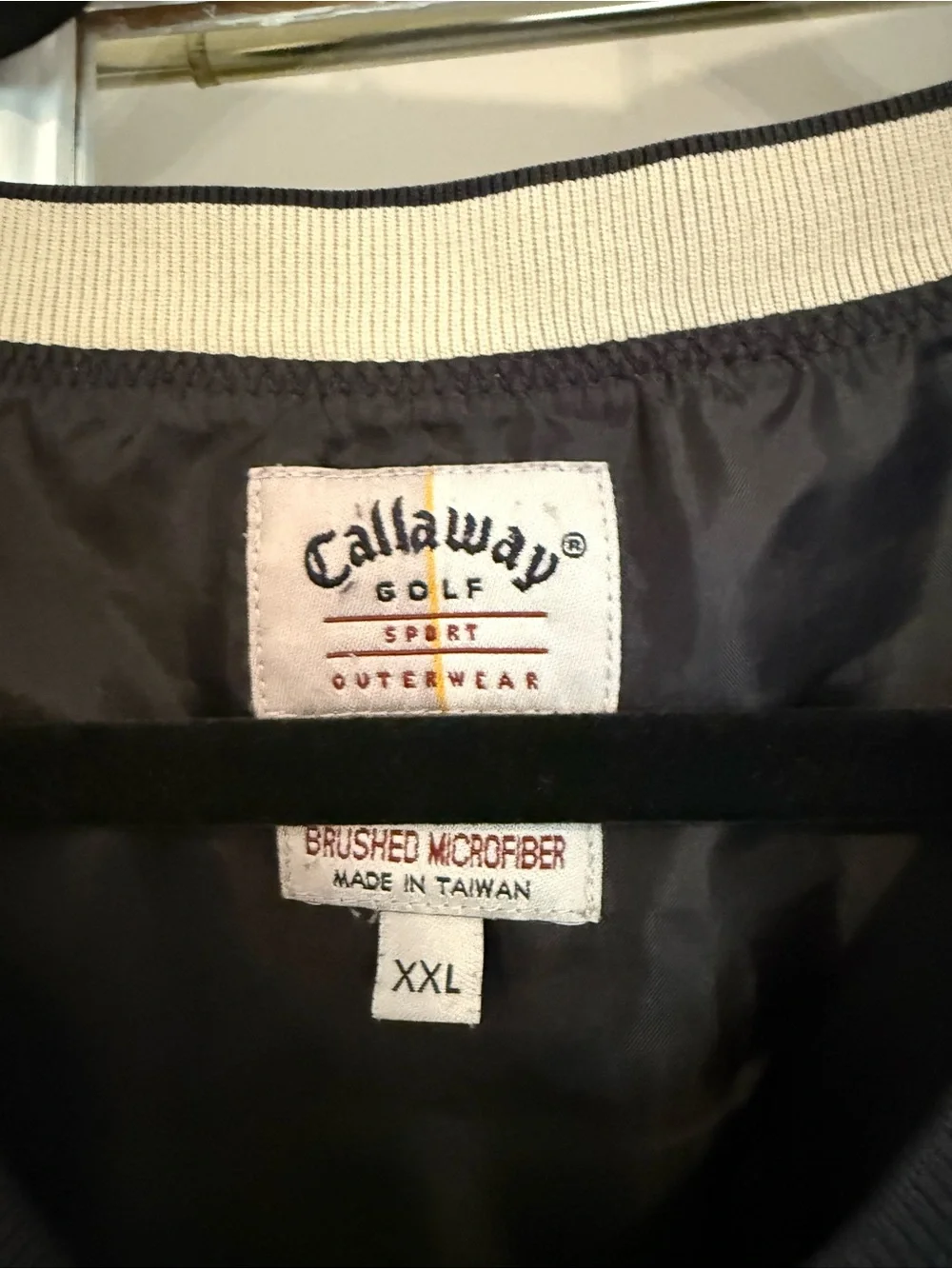 Callaway Golf Men's Black V-Neck Golf Pullover Windbreaker